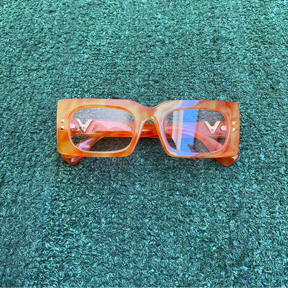 Designer glasses - Picture 6 of 7